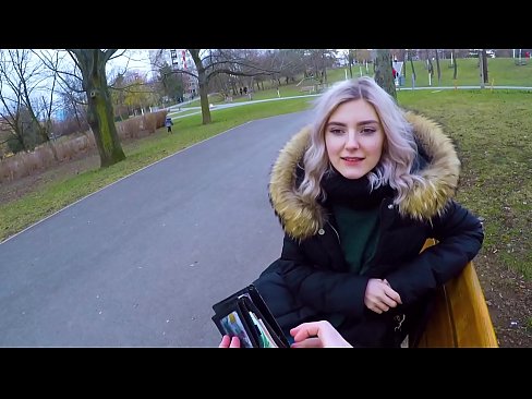 ❤️ Sväljer en främlings het sperma för pengar - avsugning i parken av Eva Elfie Just porr at porn sv.pornsos-com.ru ️❤